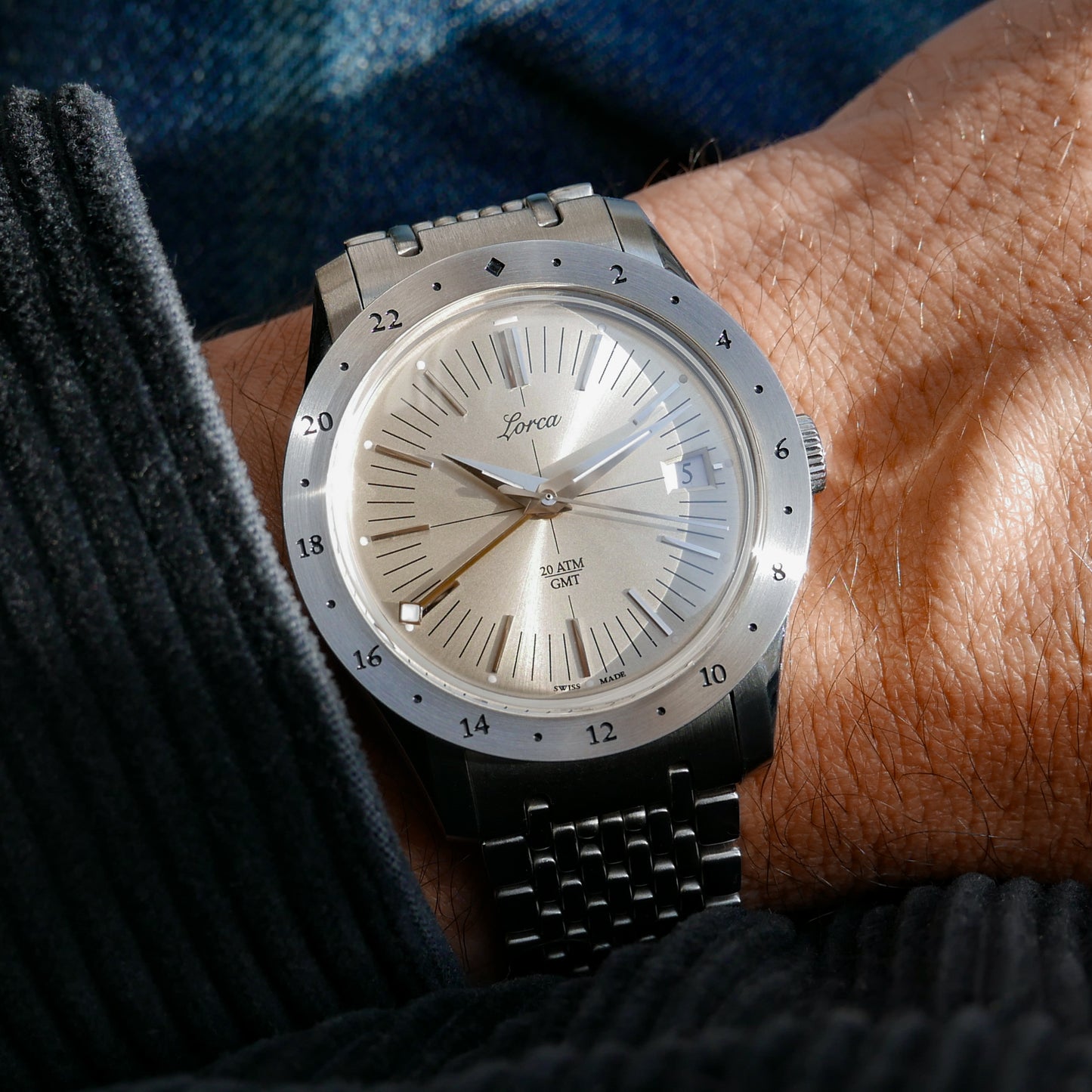 MODEL No.1 GMT